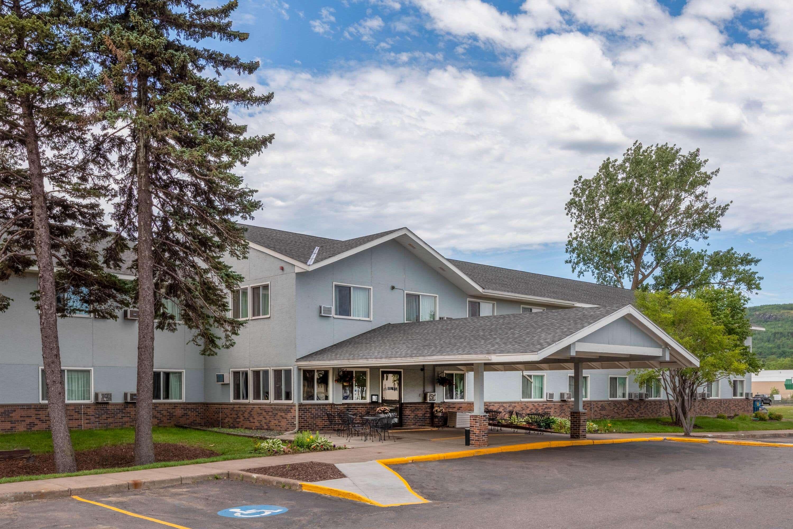 Super 8 By Wyndham Duluth Hotel Kültér fotó