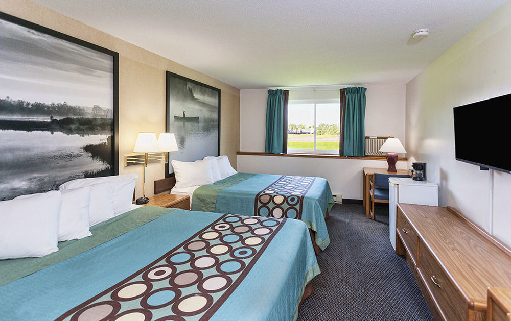 Super 8 By Wyndham Duluth Hotel Kültér fotó